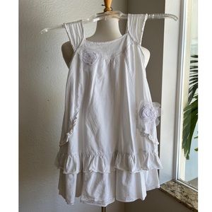 Like new dainty Naartije white dress. 7 years/XL.